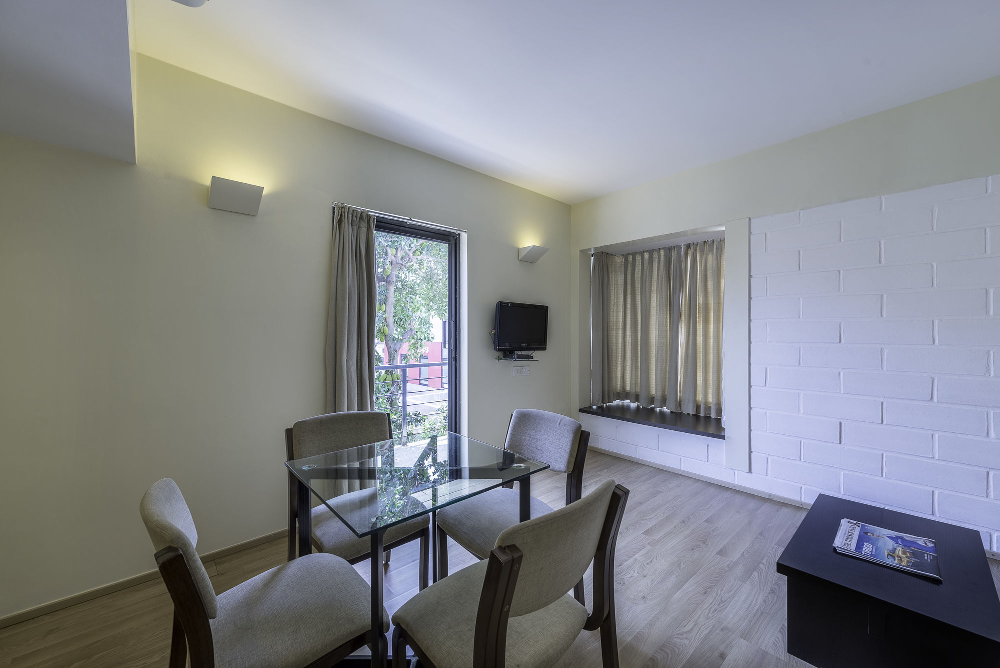 Treebo Trend Spektrum Suites Майсуру Екстер'єр фото