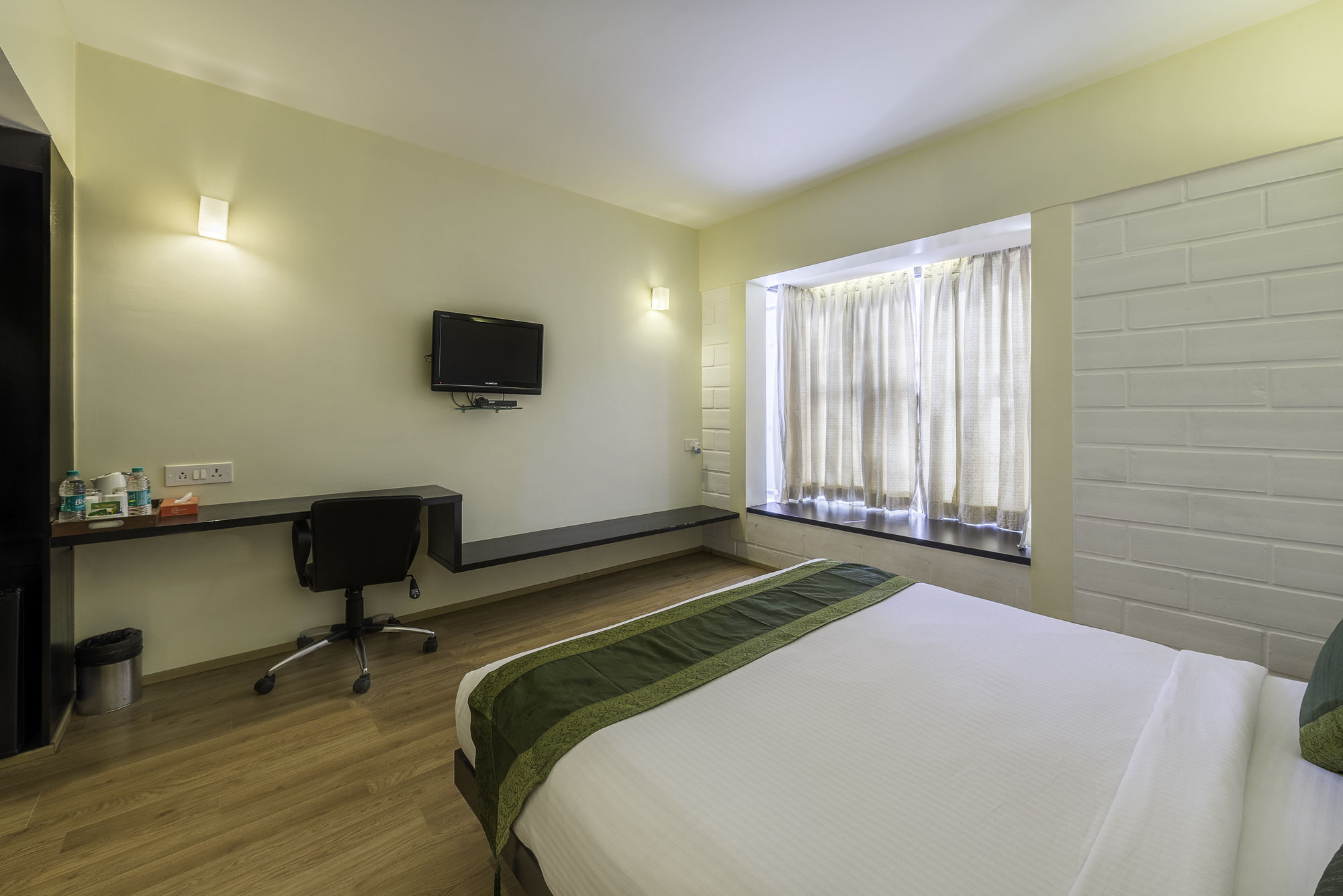 Treebo Trend Spektrum Suites Майсуру Екстер'єр фото