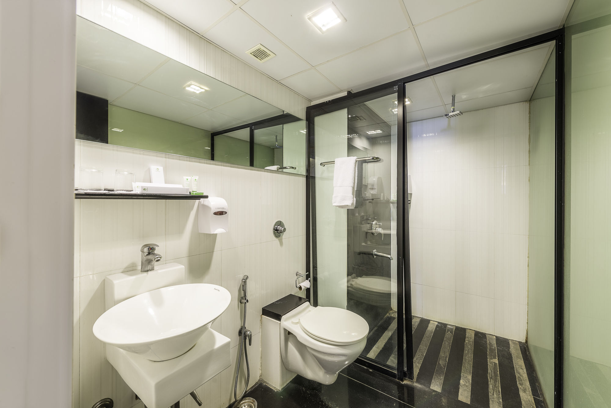 Treebo Trend Spektrum Suites Майсуру Екстер'єр фото